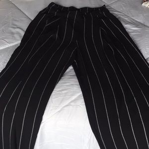 Pantalon évasé ligné